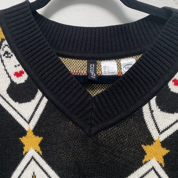 H&M Disney Evil Queen Sweater from Snow White Size L Knit Disney Villain - Picture 7 of 9